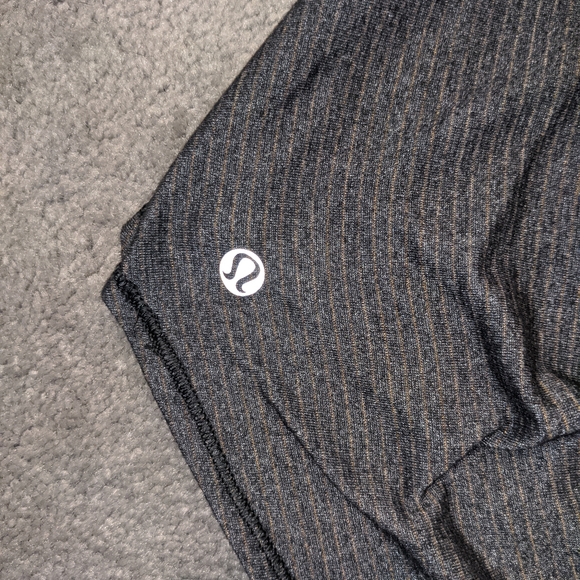 Lululemon built in bra tank. - Picture 4 of 4